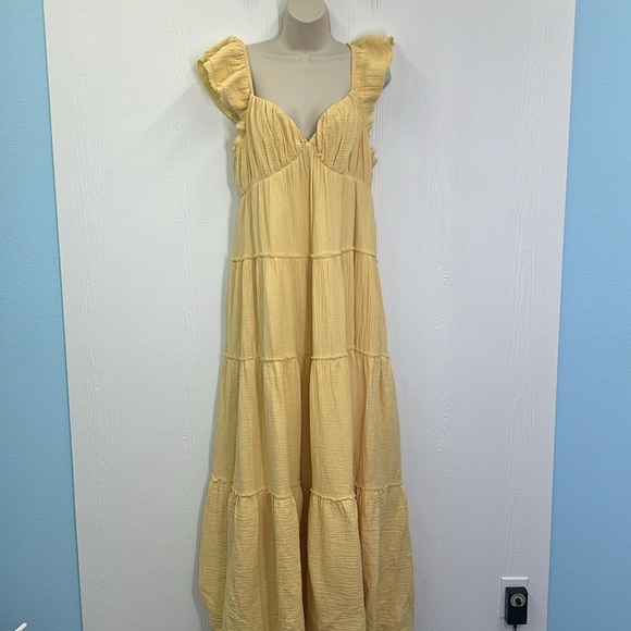 Free The Roses - Yellow Sweetheart With Raw Edges Details Maxi Dress Size  Large - Picture 4 of 14